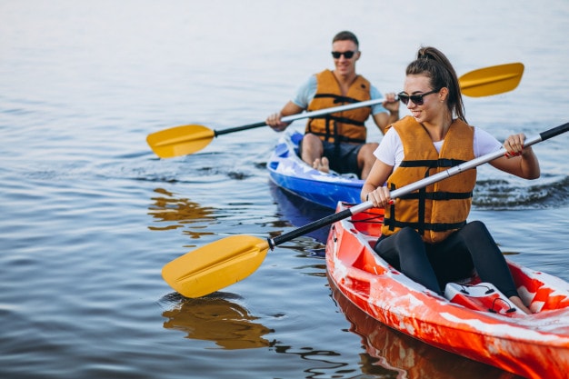 Hướng dẫn một số cách chèo Kayak an toàn