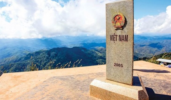 Chinh phục những cột mốc biên giới của Việt Nam