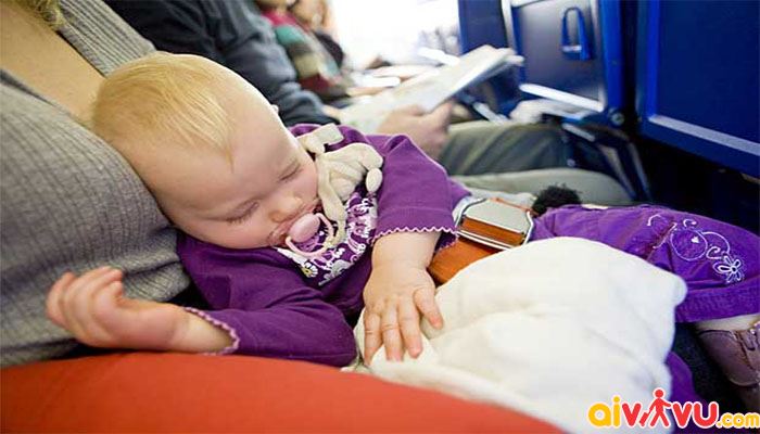 Jetstar quy định thủ tục dành cho trẻ em đi máy bay