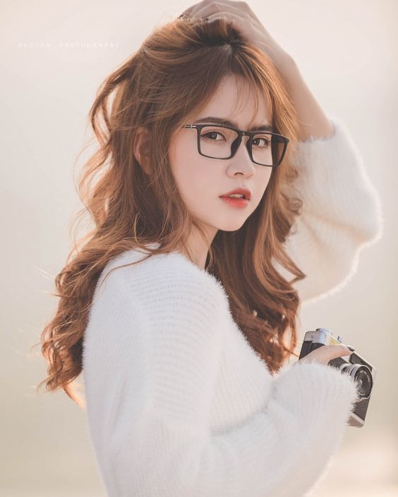 khám phá, ảnh gái xinh đeo kính tóc dài, tóc ngắn đáng yêu, cute nhất 2022