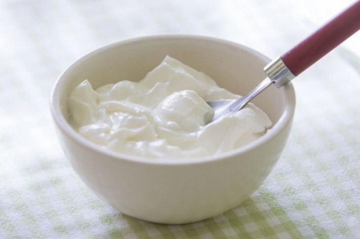 5 cách trị mụn bằng sữa chua không đường hiệu quả tại nhà