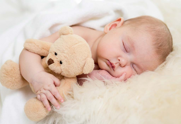 Ngắm những hình ảnh siêu yêu của bé sơ sinh khi ngủ