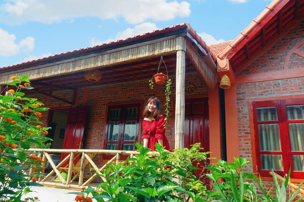 Tràng An Village Homestay - Căn nhà mái đỏ đặc trưng làng quê Bắc Bộ