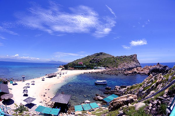 Khám phá Đảo Yến - hòn đảo đẹp nhất Nha Trang