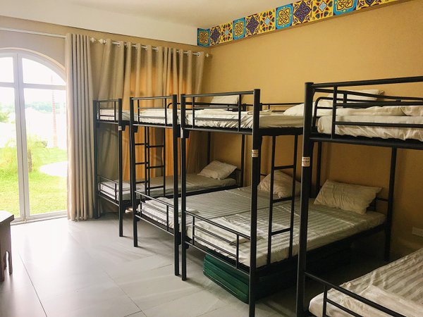 homestay, 1001 biệt thự ven hồ - lộ diện tiểu vương gia với phong cách trang trí độc đáo