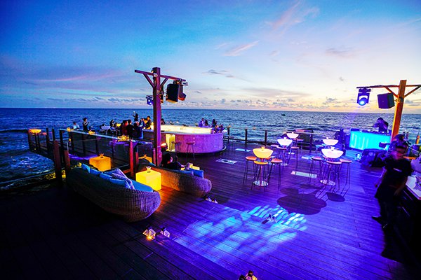 Top 7 quán bar Phú Quốc cực “xịn sò” không đến tiếc hùi hụi