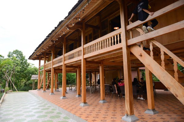 Nhà sàn Thái Mely Farm - không gian sinh hoạt cộng đồng độc đáo