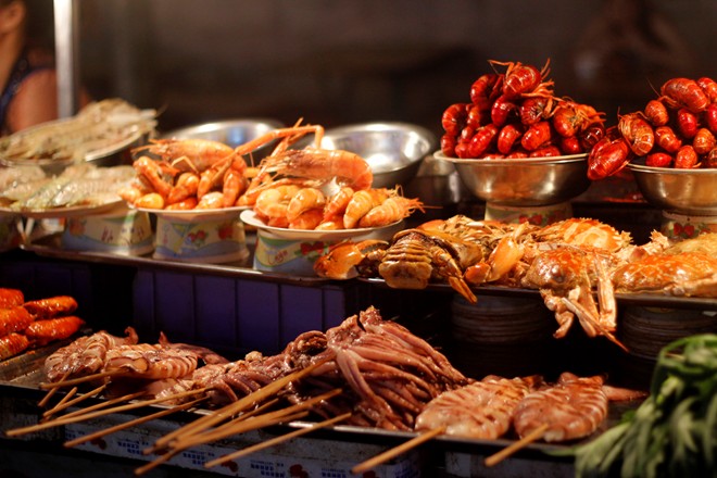 Thưởng thức các món đồ nướng khi đi du lịch Nam Ninh Trung Quốc