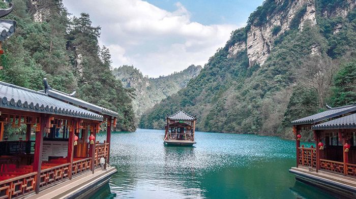 Hồ Bảo Phong - Nơi đắng đọng vẻ đẹp tinh khiết của thiên nhiên