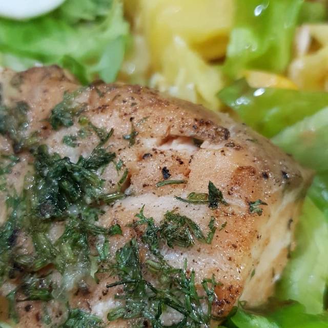 cá ngừ, quả, salad cá ngừ, salad trộn cá ngừ, salad tuna, salad cá ngừ rau quả
