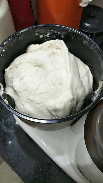 bánh, bánh bao, bột năng, cách làm bánh bao, làm bánh bao, bánh bao nhân mặn làm 2 cách bằng bột pha sẵn và bột mì đa đụng