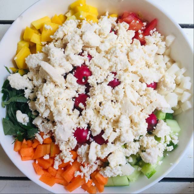 màu, nấu ăn cùng con, sắc, salad, salad trộn, xoài chín, nấu ăn cùng con: tô salad sắc màu siêu dễ