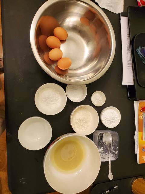 ăn vặt bột mì, bánh, bánh bông lan, japanese cotton cheesecake, lòng trắng trứng, lòng trắng trứng muối, trứng vịt muối, bánh bông lan hongkong trứng muối phô mai chà bông