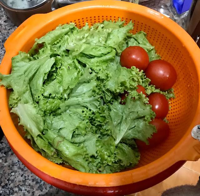 cà chua, củ hồi, salad, salad trộn cà chua, salad trộn rau củ quả, salad củ hồi cà chua