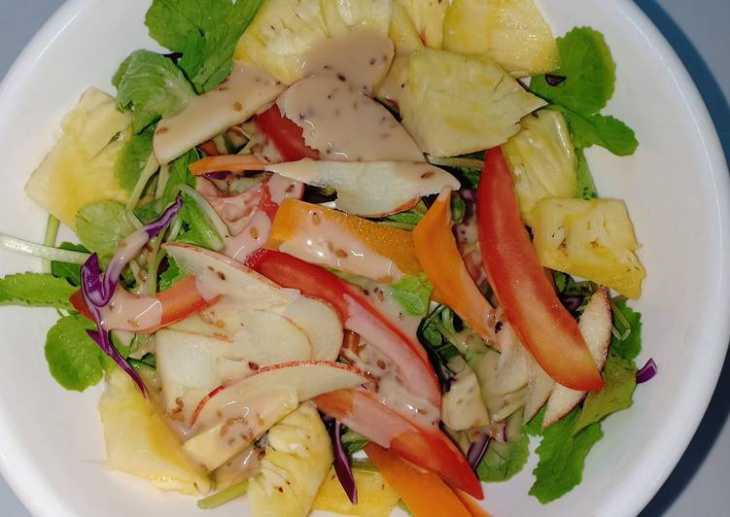 Health với salad