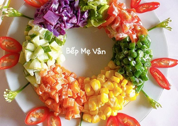 Salad rau củ trộn xốt mayonnaise