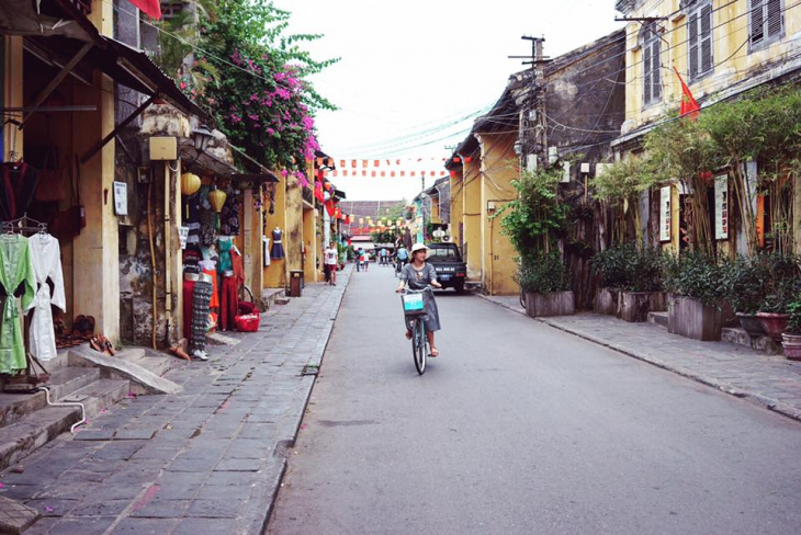 en, how to, a guide on how to spend two weeks in vietnam