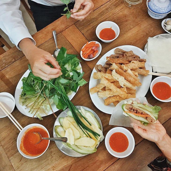 where to eat, explore nha trang street food with top 10 mouth-watering dishes