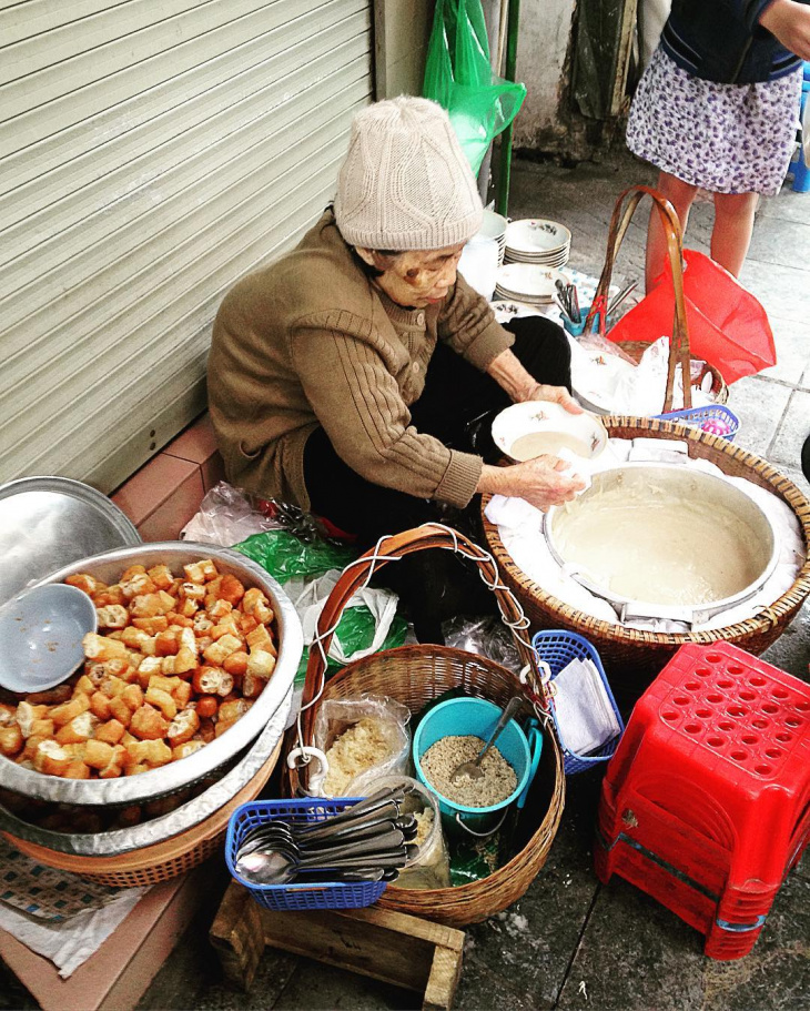 en, 10 delicious dishes for breakfast in hanoi - where to eat during your trip