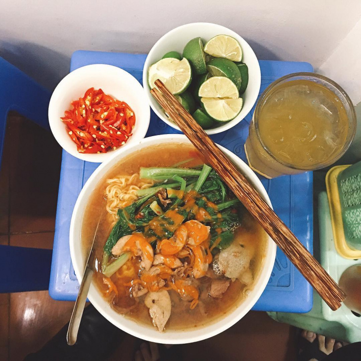 en, 10 delicious dishes for breakfast in hanoi - where to eat during your trip