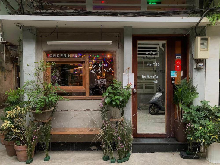 en, in the search for the best thai restaurants in saigon