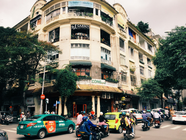 en, a guide to discover ho chi minh city (saigon) vietnam