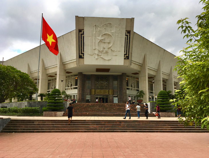 things to do in ho chi minh city, cultural, history, best places in ho chi minh city, first time to ho chi minh city, things to do, attraction, ho chi minh city, vietnam, ho chi minh mausoleum: a guide to the resting place of the revolutionary leader of vietnam