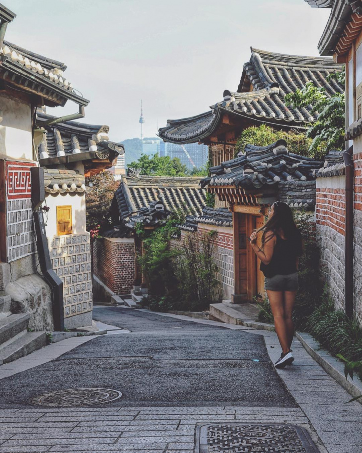 en, detailed guide to bukchon hanok village