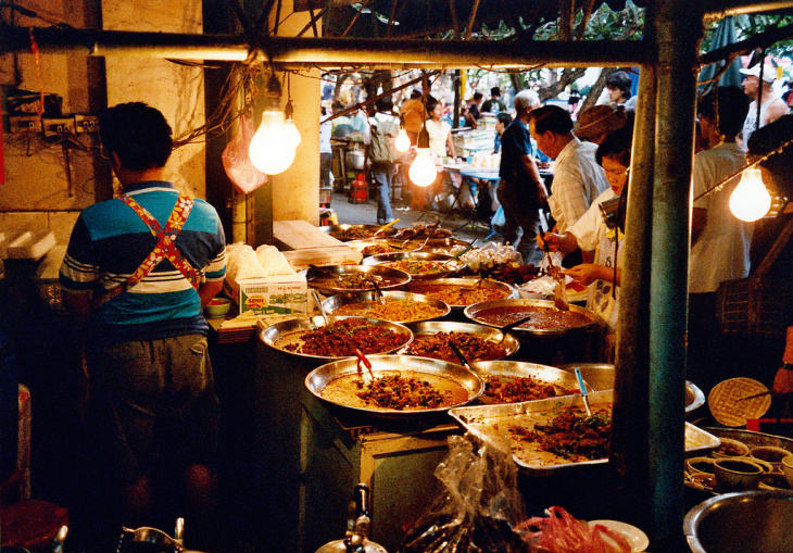 en, bangkok street food dishes that are sure to get you up in a craze