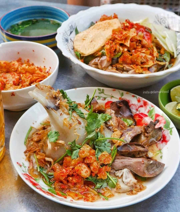 restaurants in saigon, where to eat, ho chi minh city, different types of pho and where to have it in ho chi minh city