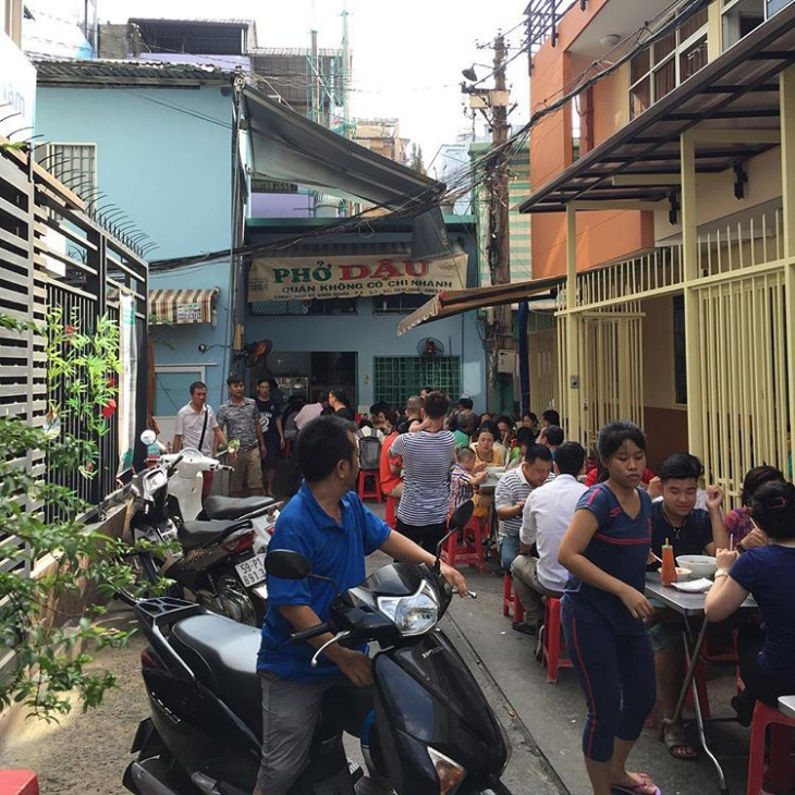 en, how to, android, how to cross the streets in saigon and other necessary travel tips