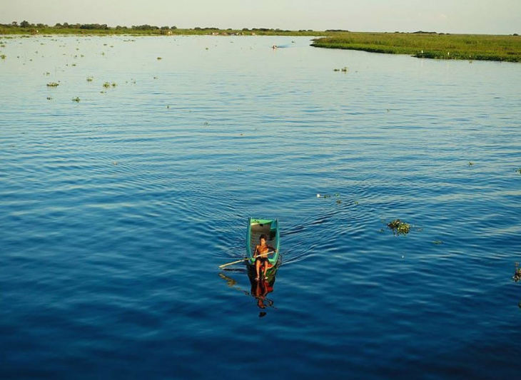 en, kompong khleang floating village experience: what should you expect?