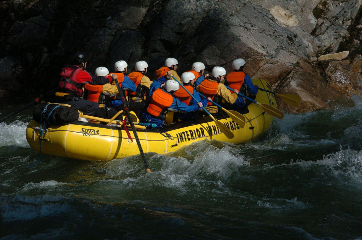 en, are you ready to experience the water rafting in cairns?