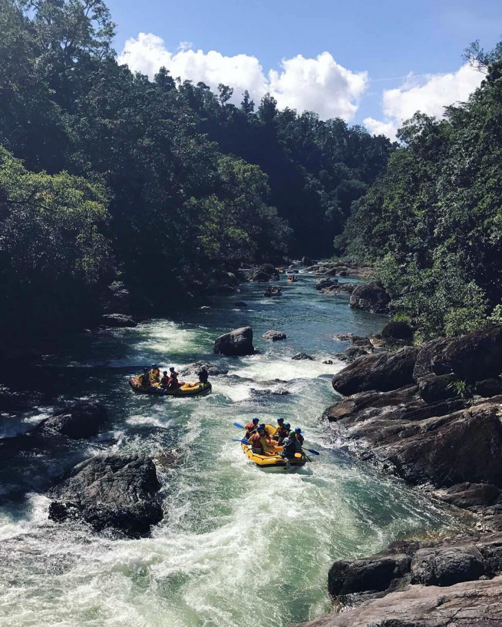 en, are you ready to experience the water rafting in cairns?