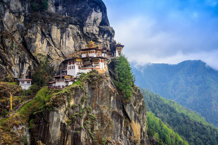 en, 6 breathtaking pilgrimage spots in buddha lands