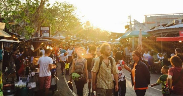 Chợ Chatuchak Market – Thiên đường du lịch dành cho tín đồ mê Shopping giá rẻ.