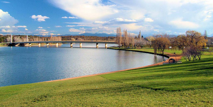 Canberra – Khám Phá Thủ Đô Bụi Rậm Nổi Tiếng Của Úc
