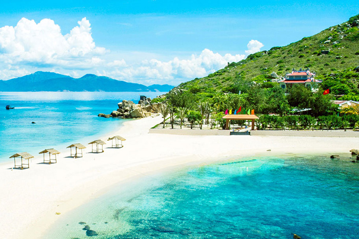 Đảo Yến Nha Trang – nức lòng một trời thắng cảnh