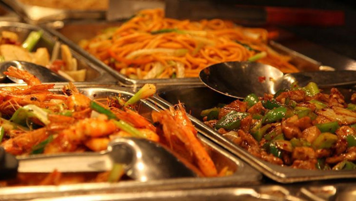 Buffet Nha Trang: Top 4 nhà hàng nổi tiếng