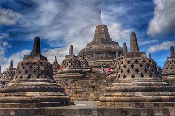 Ngôi Đền Borobudur – Kì Quan Phật Giáo Lớn Nhất Thế Giới