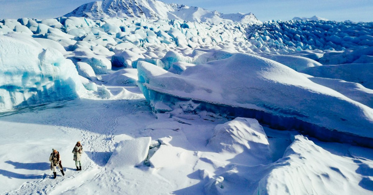 khám phá, trầm trồ trước vẻ đẹp của sông băng knik từ trên cao