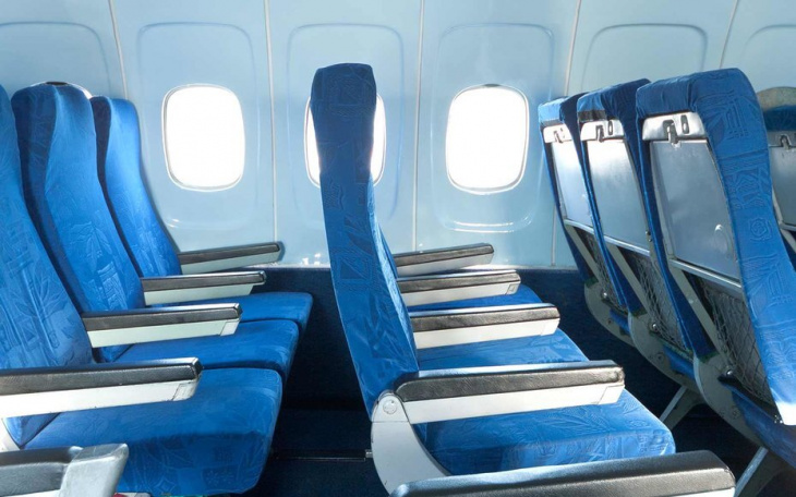 Giải thích lý do không phải hàng ghế nào trên máy bay cũng có cửa sổ