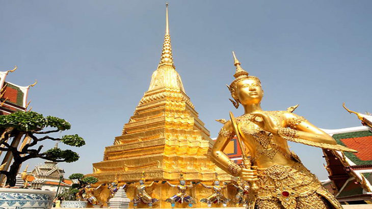 Chùa Phật Ngọc Thái Lan: Vẻ đẹp hoàng tộc độc nhất có một không hai ở xứ chùa Vàng