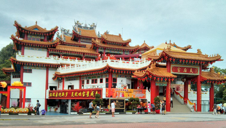 Viếng thăm chùa Bà Thiên Hậu linh thiêng ở Kuala Lumpur, Malaysia