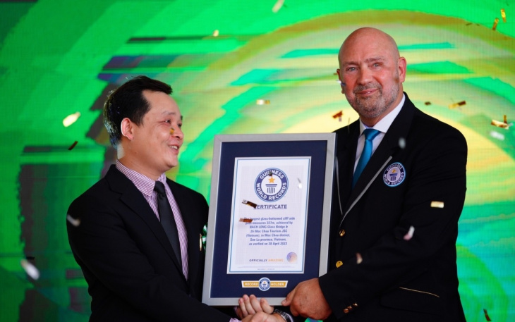 Cầu kính Mộc Châu chính thức được xác nhận kỷ luật Guinness thế giới