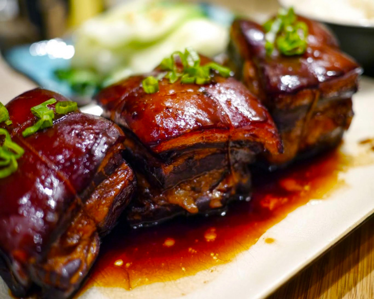 thịt kho đông pha, món ăn ngon hàng châu, khám phá, thịt kho đông pha – món ăn huyền thoại của trung quốc