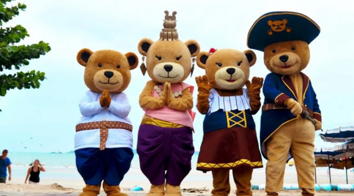 khám phá, choáng ngợp khi tham quan bảo tàng gấu teddy bear nổi tiếng thế giới