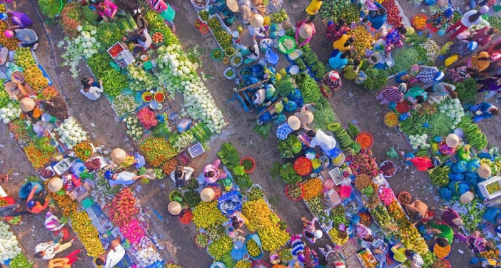 Có gì thú vị tại chợ chồm hổm nông sản Vị Thanh – Hậu Giang
