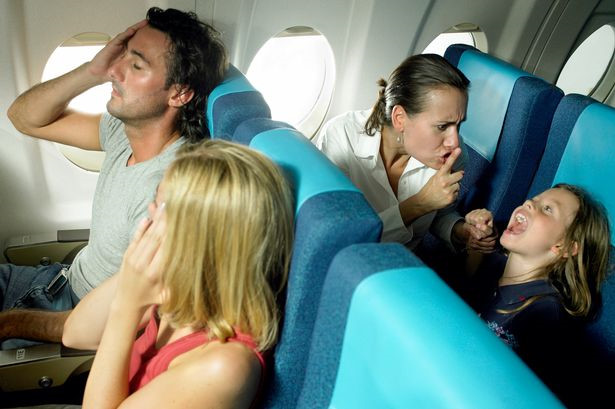 kinh nghiệm đi máy bay, kinh nghiệm du lịch, cẩm nang du lịch, khám phá, các trường hợp bạn buộc phải rời khỏi chỗ ngồi chuyến bay dù đã mua vé