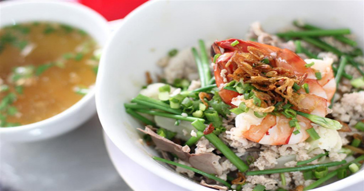 Top 5 món ăn kiểu trộn hấp dẫn nhất tại Sài Gòn